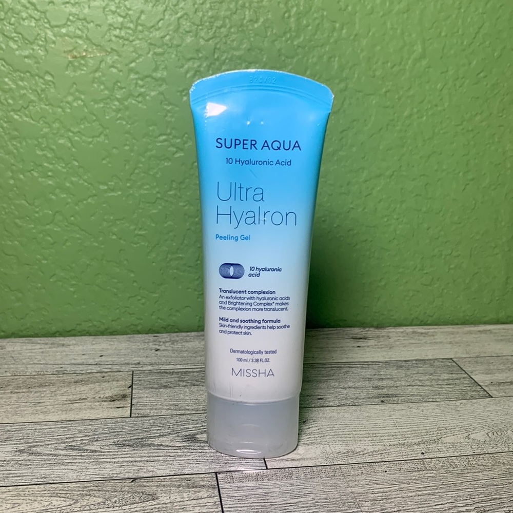 Missha Ultra Hyalron Peeling Gel
